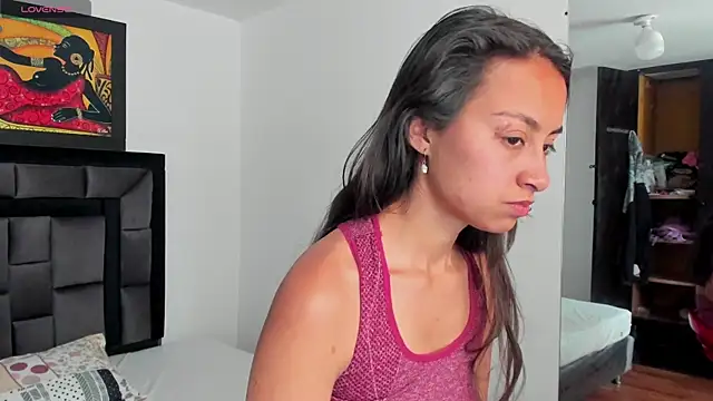 Snapshot of tatiana_valencia chatting on February 3, 2025, 4:10 pm tatiana valencia online show from February 3, 2025, 4:10 pm