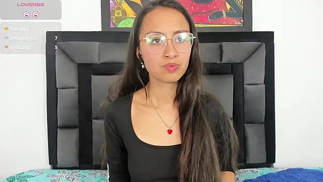 Snapshot of tatiana_valencia chatting on March 17, 2025, 12:25 pm tatiana valencia online show from March 17, 2025, 12:25 pm