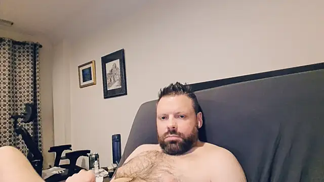 ExposureMakesMeHard online show from February 26, 2026, 2:43 am