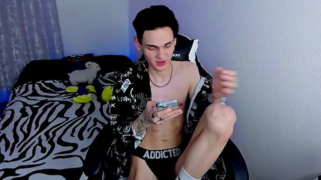 CHERLYBAY online show from December 9, 2024, 8:12 pm