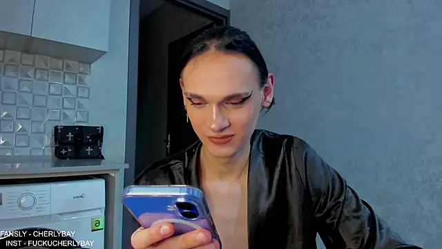 CHERLYBAY online show from December 20, 2025, 7:32 pm