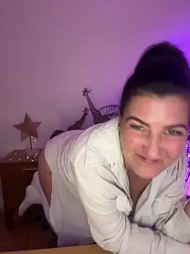 NatiLove35 online show from December 15, 2024, 9:09 pm