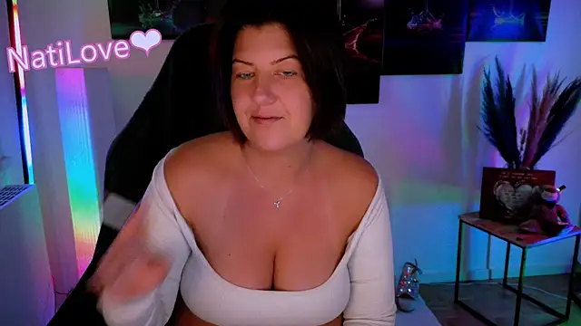 NatiLove35 online show from October 17, 2025, 5:43 am