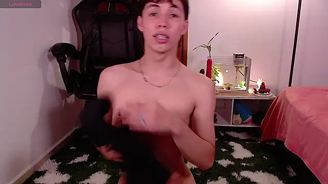 angel bless19 online show from December 16, 2024, 10:56 pm