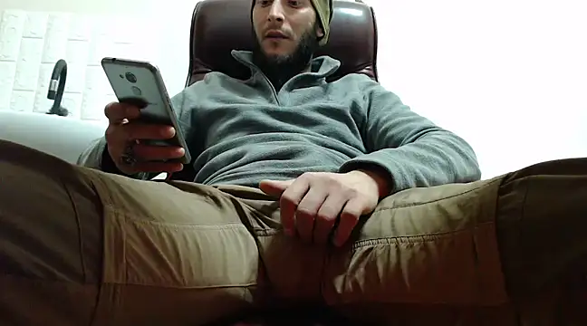 hardbigcock16 online show from December 25, 2024, 11:22 am