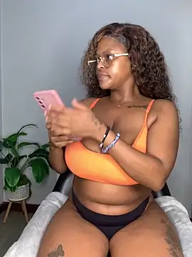 Boobylicious BB online show from February 9, 2026, 9:13 am