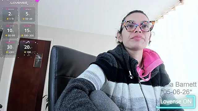 Snapshot of paulinabarnett- chatting on June 5, 2026, 4:45 pm paulinabarnett- online show from June 5, 2026, 4:45 pm