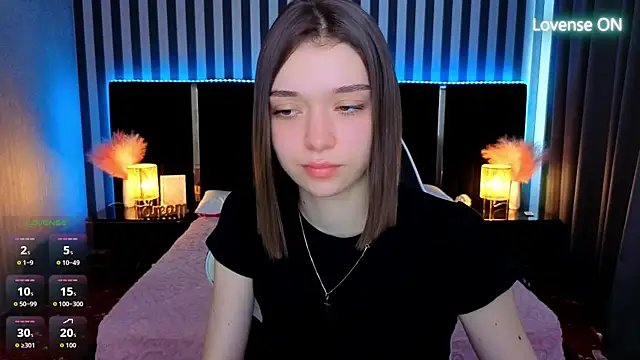 Snapshot of Cherry_Wipe chatting on July 11, 2026, 1:14 pm Cherry Wipe online show from July 11, 2026, 1:14 pm
