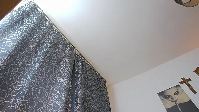 AnyaRose online show from March 10, 2026, 9:03 am