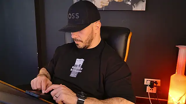 AngeloEric online show from April 7, 2026, 12:27 pm