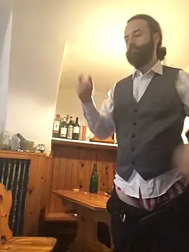 Snapshot of lostile8 chatting on January 29, 2025, 3:15 pm lostile8 online show from January 29, 2025, 3:15 pm