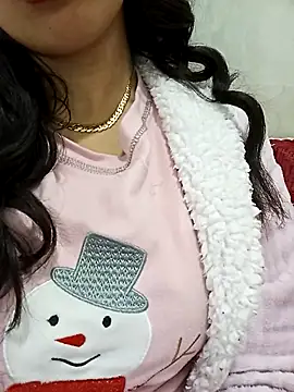 jijijoudia online show from March 6, 2025, 8:27 pm