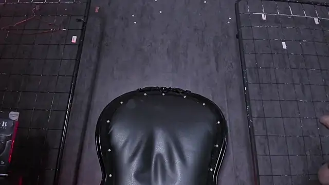 Carolina Arias online show from December 13, 2025, 7:53 pm