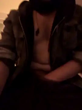 pseudomaniac online show from December 1, 2025, 12:26 am