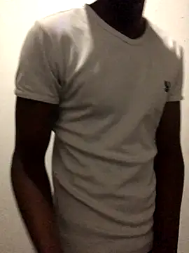 Snapshot of thekidrose chatting on November 29, 2025, 7:55 am thekidrose online show from November 29, 2025, 7:55 am