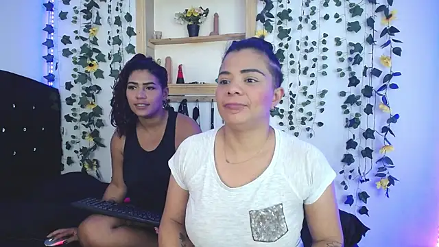 Snapshot of kaylie_dakota chatting on October 18, 2025, 2:18 pm kaylie dakota online show from October 18, 2025, 2:18 pm