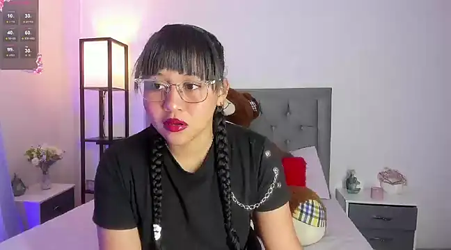 juphiteer online show from February 17, 2025, 4:26 pm