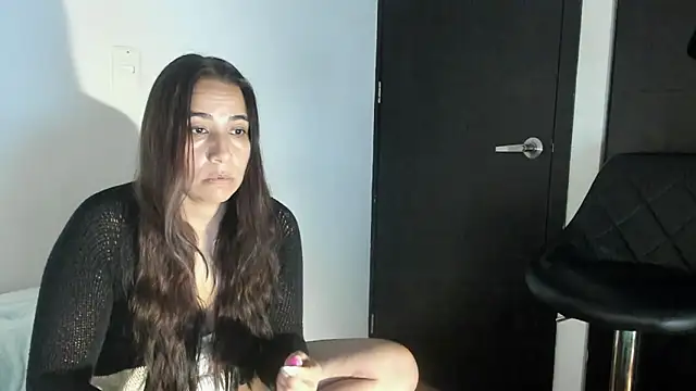 Snapshot of electra_hunt chatting on December 30, 2024, 10:34 pm electra hunt online show from December 30, 2024, 10:34 pm