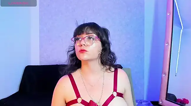 Snapshot of AliciaChelios chatting on December 12, 2024, 12:05 am AliciaChelios online show from December 12, 2024, 12:05 am