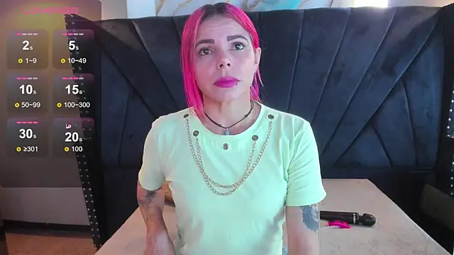 NIKI SANTANA online show from September 30, 2025, 3:55 am