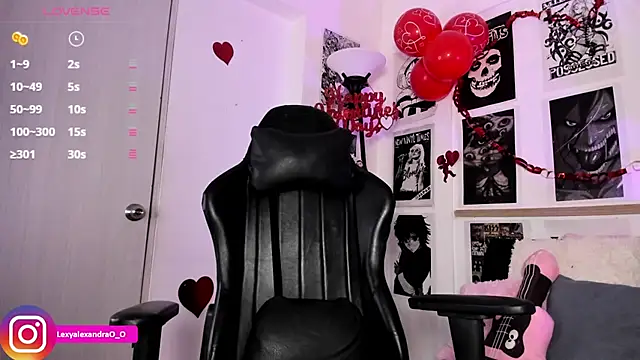 Snapshot of Lexyjoycce chatting on February 15, 2026, 11:01 pm Lexyjoycce online show from February 15, 2026, 11:01 pm