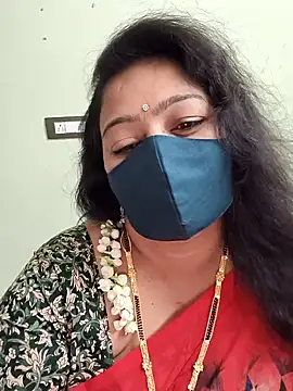 neelu-hoty online show from March 8, 2026, 2:21 pm