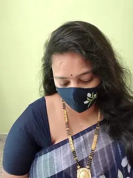 Snapshot of neelu-hoty chatting on May 9, 2026, 11:37 am neelu-hoty online show from May 9, 2026, 11:37 am