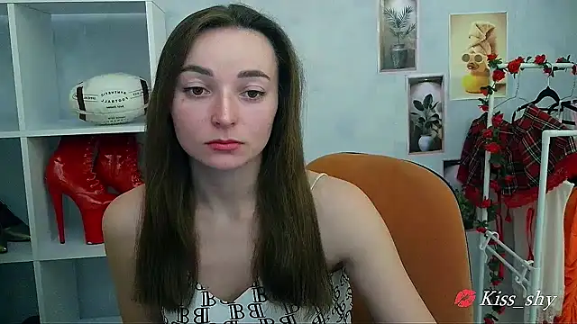  Barbie Kiss  online show from January 11, 2026, 5:07 pm