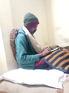 Chocolate stud10 online show from February 5, 2026, 7:07 pm