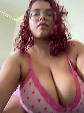 Snapshot of kelsmx chatting on February 14, 2026, 1:35 am kelsmx online show from February 14, 2026, 1:35 am