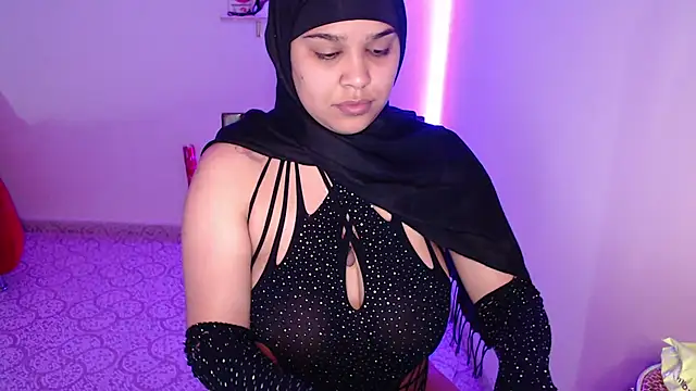 Snapshot of VenussTits97 chatting on March 20, 2025, 12:08 am VenussTits97 online show from March 20, 2025, 12:08 am