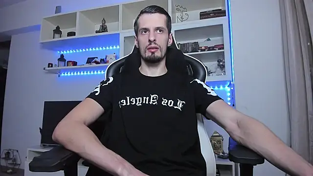 ToddClaytonn online show from October 26, 2025, 11:09 pm