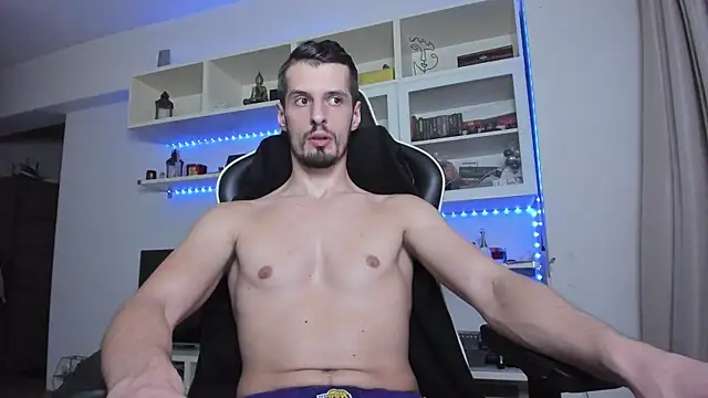 ToddClaytonn online show from November 29, 2025, 1:36 pm