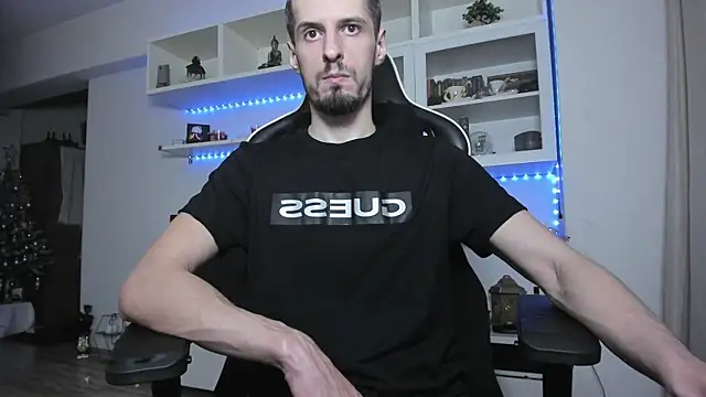 ToddClaytonn online show from January 8, 2026, 8:11 pm