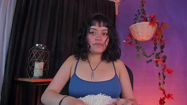 vanelope11 online show from December 18, 2024, 10:35 pm