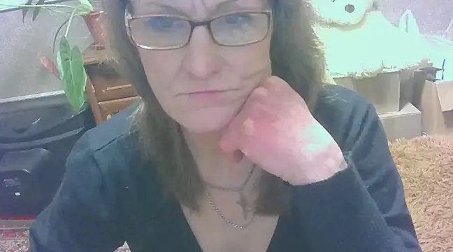 Manulyonok51 online show from December 11, 2024, 11:21 pm