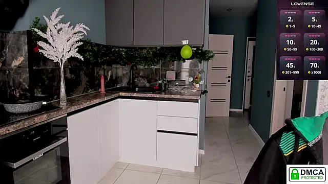 Black  bunny online show from April 5, 2026, 5:59 am