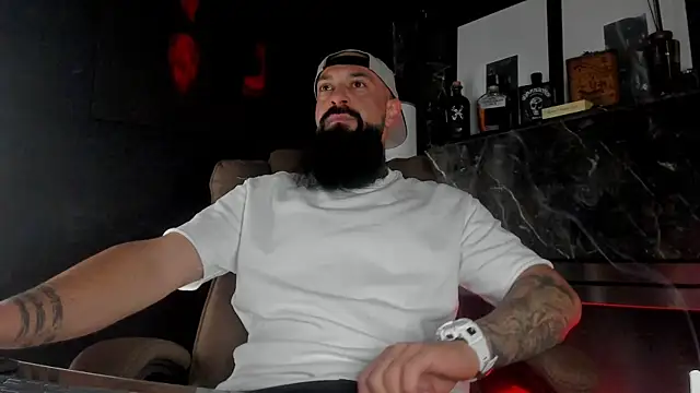 axxelrich  online show from October 23, 2025, 4:23 am