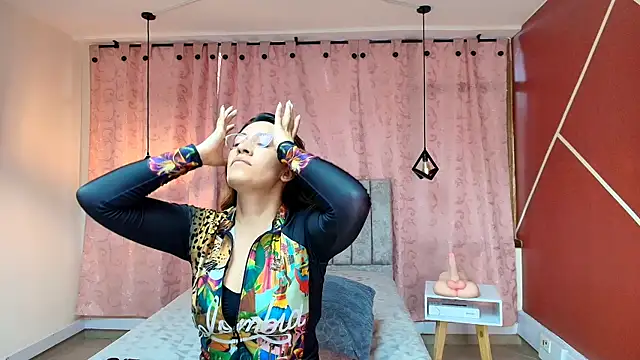 VioletaScott  online show from January 10, 2025, 12:36 pm