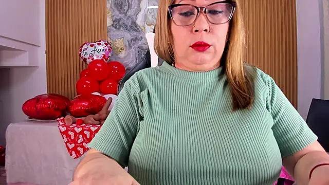 Danna topless online show from March 21, 2025, 12:06 pm