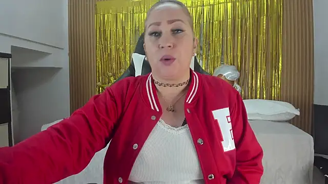 Danna topless online show from October 14, 2025, 11:55 am