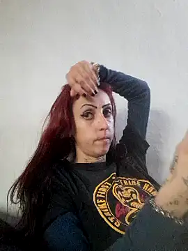 Snapshot of kriszy_baby chatting on December 2, 2024, 8:09 am kriszy baby online show from December 2, 2024, 8:09 am