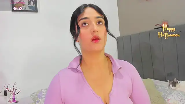 curvy jhacky online show from October 26, 2025, 4:07 am