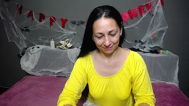 LiluGrants online show from October 28, 2025, 7:05 pm