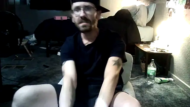 xxxMrLovexxx online show from July 12, 2026, 8:33 pm