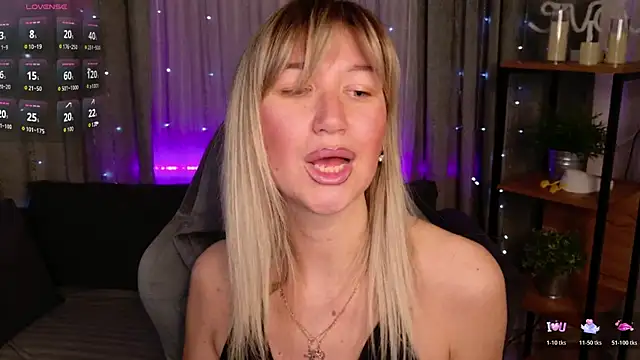 MilaBott online show from March 30, 2026, 10:00 pm