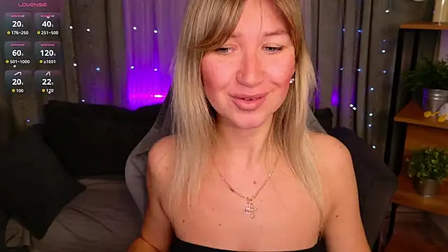 MilaBott online show from April 9, 2026, 7:30 pm