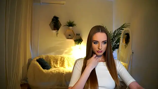 petitegonwiild online show from January 23, 2025, 3:32 pm