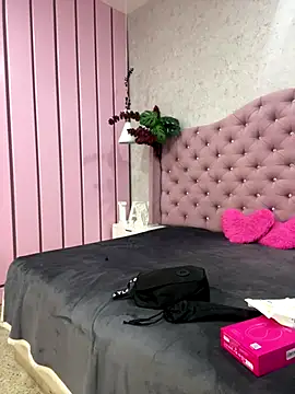 GabrielaLugo online show from December 22, 2025, 12:02 pm