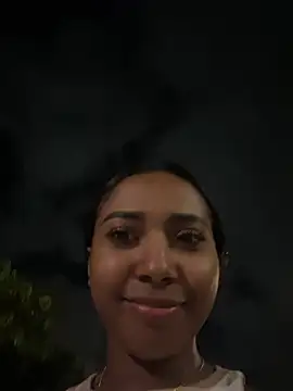 Snapshot of GabrielaLugo chatting on July 21, 2026, 2:25 am GabrielaLugo online show from July 21, 2026, 2:25 am